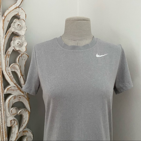 Nike dri-fit t-shirt - Picture 3 of 5